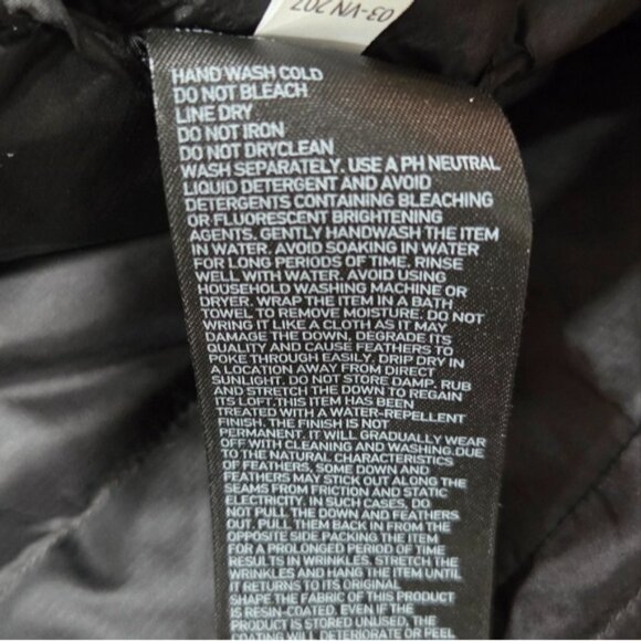 Uniqlo Ultra Light Womans Packable Down Jacket Black Size Large - Picture 9 of 11